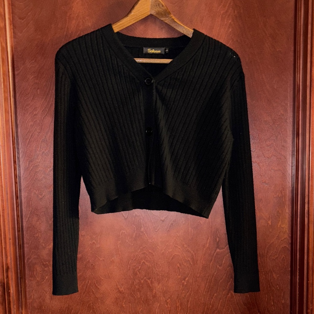 Cropped Black Ribbed Cardigan